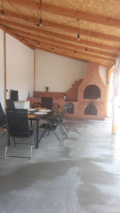 Casa De Vacanță Maga Dubova Exterior foto